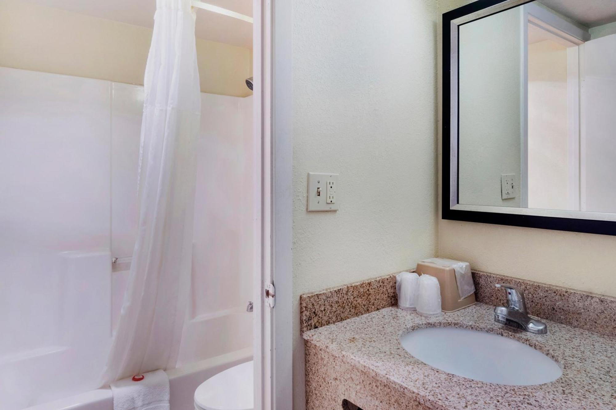 Oyo Townhouse Dodge City Ks 외부 사진