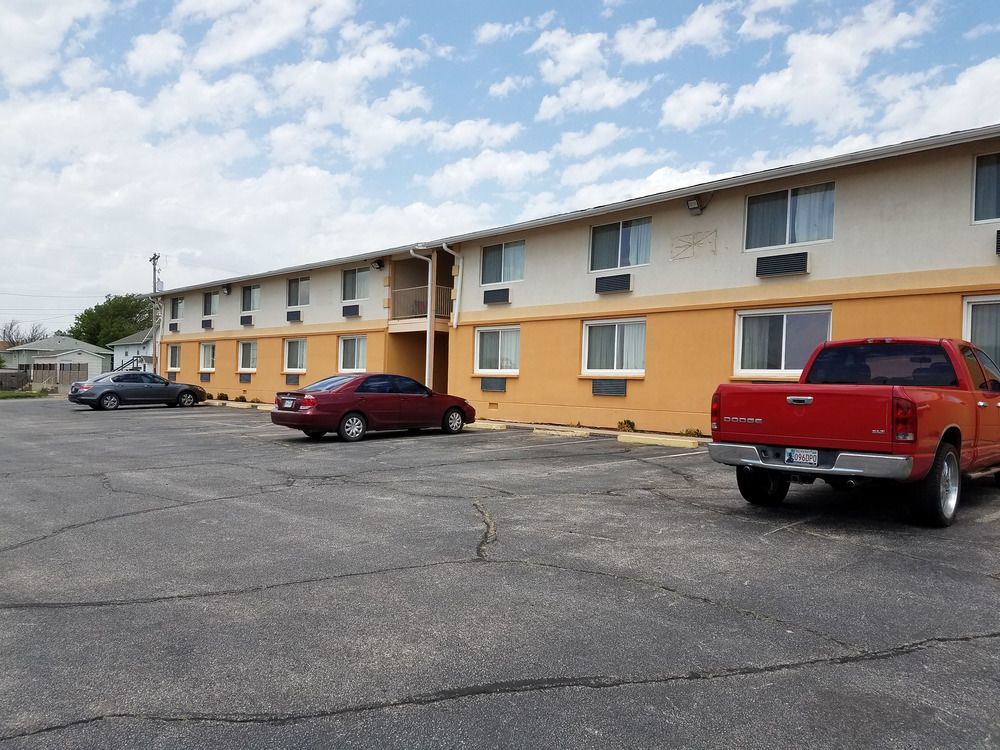 Oyo Townhouse Dodge City Ks 외부 사진